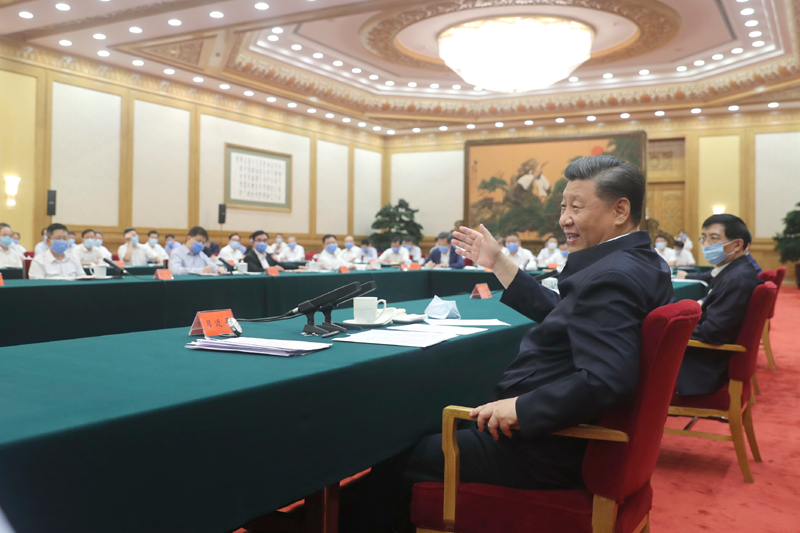 7月21日，中共中央總書記、國家主席、中央軍委主席習(xí)近平在京主持召開企業(yè)家座談會(huì)并發(fā)表重要講話。新華社記者 鞠鵬 攝